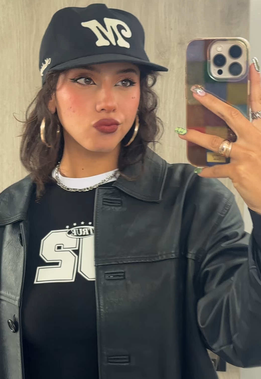 get ready with me! para ver a papi kendrick! 🤠😎 #kendricklamar #bogota #fashion #fitcheck #grwm 