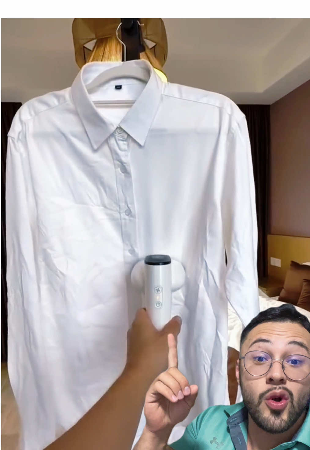 Mini ferro de passar a vapor do TikTok Shop #donadecasa #casal #casanova #casa #achadinhos 