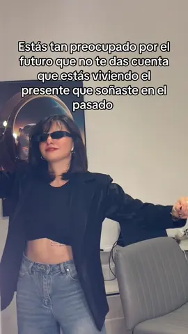 #lobohombreenparis #launion #rockenespañol 