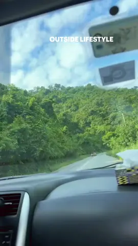 OUTSIDE IN THE GREENS  🏔️ 