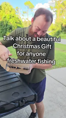 This combo is smooth af and looks SHARP! #fishing#freshwaterfishing#spinningreel @KastKingUSA @KastKing Gear #tiktokshopcreatorpicks #bassfishing 