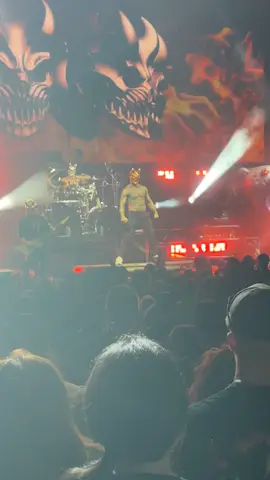 Mask on lol. #alexterribleofficial #slaughtertoprevail #fypシ゚viral #pineknobmusictheater #bestconcertever 