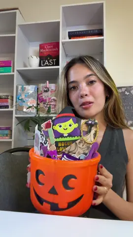 Will post a video part 2 showing all our Halloween picks 📚❤️👀 #blinddatewithabook #BookTok #books #halloween 
