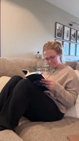 Saturday naptime vlog. What are you currently reading?? I’m 50% into Queen of Shadows and balancing reading and writing is SO much work😂 Over the River | Taylor Hornig 🔮  Out now! 🦋 Forced Proximity 🦋 He falls first and harder 🦋 Found family 🦋 Fated mates Some fates are written in the stars, others are forged in the fire🔥  Available on the ‘zon & KU! 🫶🏼 #readingvlog #BookTok #spicybooktok #witchyreads #falltbr 