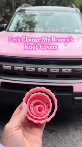After a year, it was time to remove the old faded knob covers and put on a fresh new set! A super easy way to add some personalization to the inside of your Bronco! 🩷 #bronco #broncosport #fordbronco #pinkbronco #bronconation 