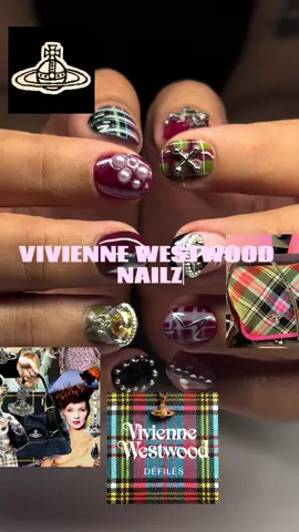 Sur des Zongles court comme ça n’est-ce pas mimi à souhait ??? 🙂‍↕️✨  #bordeaux #nailart #viviennewestwood #viviennewestwoodnails 