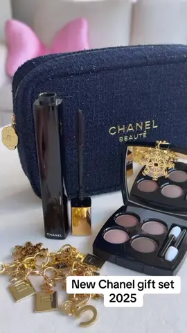 New Chanel holiday gift set 2025. Chanel gift set. Chanel Amplified Gaze Makeup Set #chanelbeauty #chanelgiftset #chanelholiday #chanelmakeup @chanel.beauty 