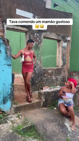 Eu o mamão 😋🤣