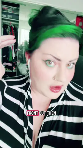 Just some green hair things. 💚🖤