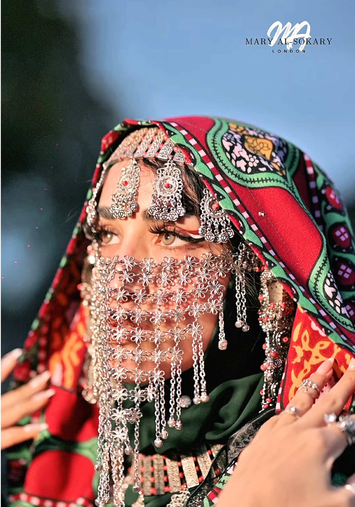 انافدالك 🇾🇪 فديت ارضك مع جبالك ✨❤️ فديتك يايمه غالي وعاشق لحن 🎶 موالك انافدالك✨❤️ #٢٦سبتمر🇾🇪 #اليمن🇾🇪 #صنعاء #ماري_السكري #ماري_السكري_بريطانيا 