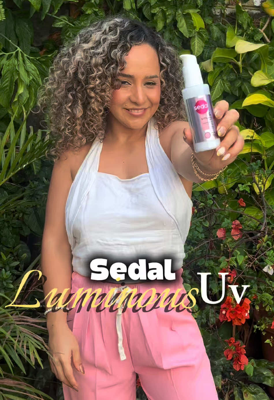 Cabello más luminoso hasta 100 veces más gracias la nueva línea de @Sedal Ecuador Luminous UV 🌸 #tucabellocontodoglow #nuevosedalluminousuv #hair #paratiiiiiiiiiiiiiiiiiiiiiiiiiiiiiii #fy 
