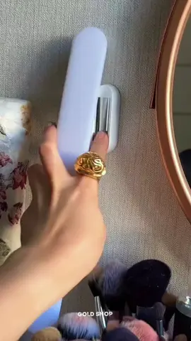 Luminária de led sobrepor bastão #moda #tiktoksshopping #saudeebeleza #eletronicos 