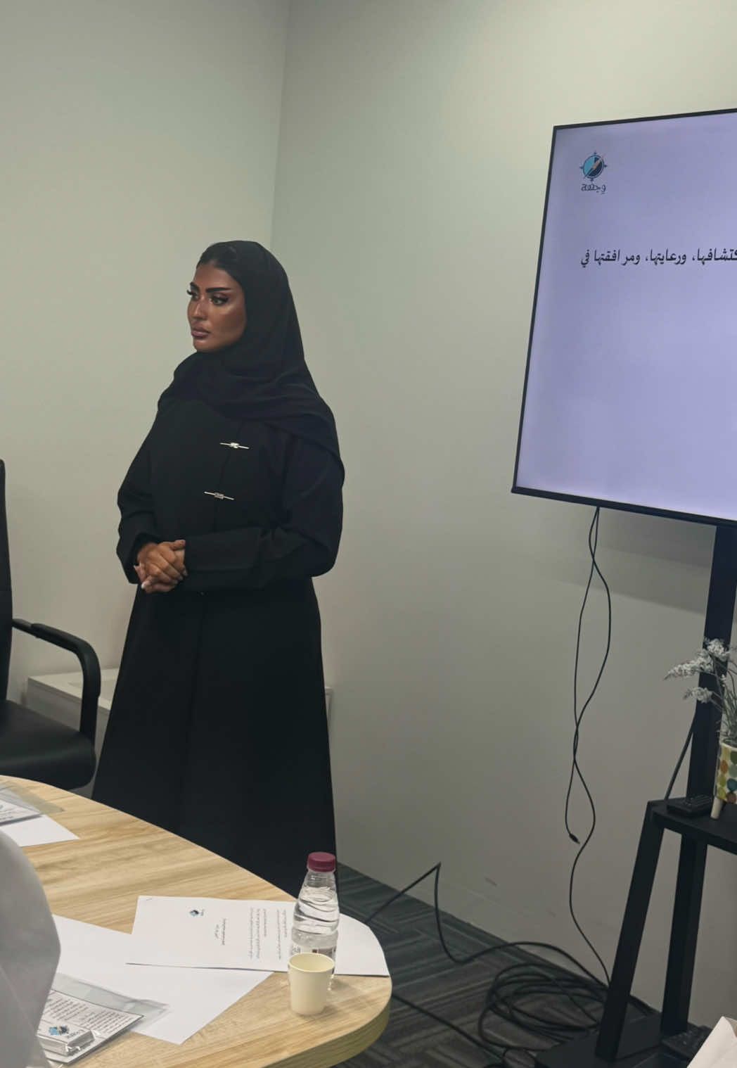 اول اجتماع و لم تكن البداية سهلة، ولكن استطعنا المضي قدما، اليوم .. أنا مختلفة، مميزة، بوقوفي أمام صُناع المحتوى، والحديث عن مشروعنا 