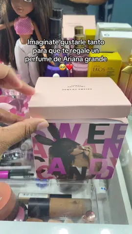 #sweetlikecandy #arianagrande #perfume #fyp 