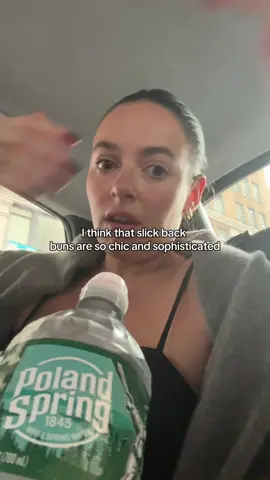 so overstimulating #slickbackbun 