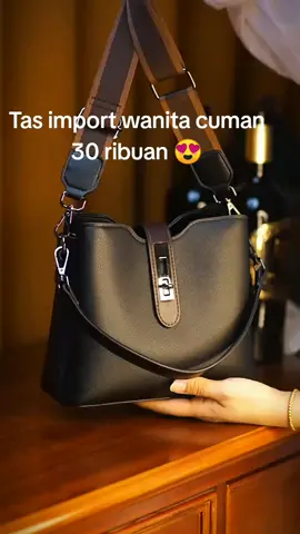 tas import wanita cuman 30 ribuan 😍👇 #fypageシ #taswanita #tasimport #tasbranded #tasmurah #taspremium 