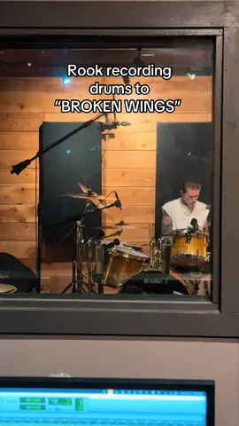 @ROOKXX blessed this one. Pocket is  👌  #nolove #rook #drums 