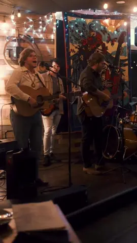 ‘Love Hurts” from my show this past week. Nice finally sing these songs live for you folks #fyp #livemusic #originalsong #petersun 