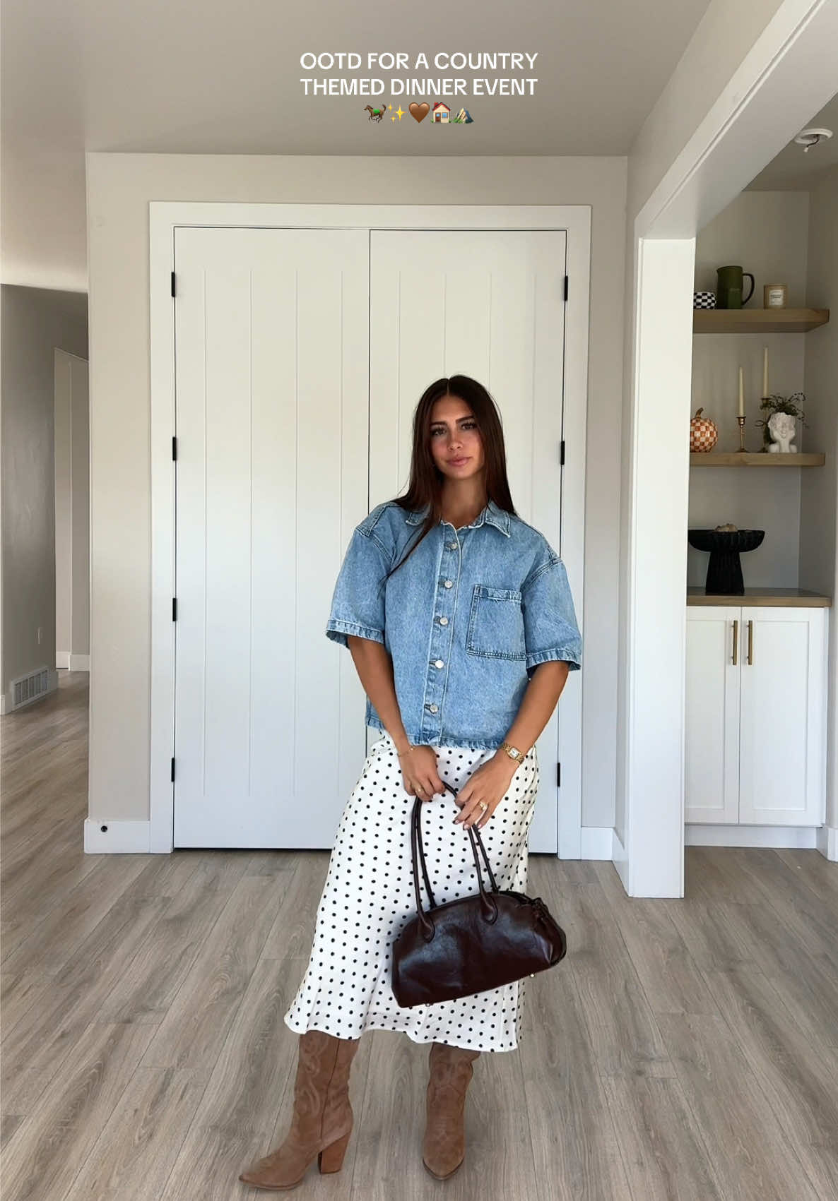 Bury me in this polka skirt please I LOVE it 🖤✨👢adding to my shopmy!! #outfit #outfitinspo #outfitideas #fallfashion #falloutfits 