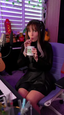 Making Dumb Beats Episode 3 🥤#goodvibes #happymusic #dumbbeats #funnysong #chaoticenergy 