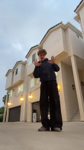 lemme see you 😮‍💨 dc @OL #fyp #dance #losangeles 