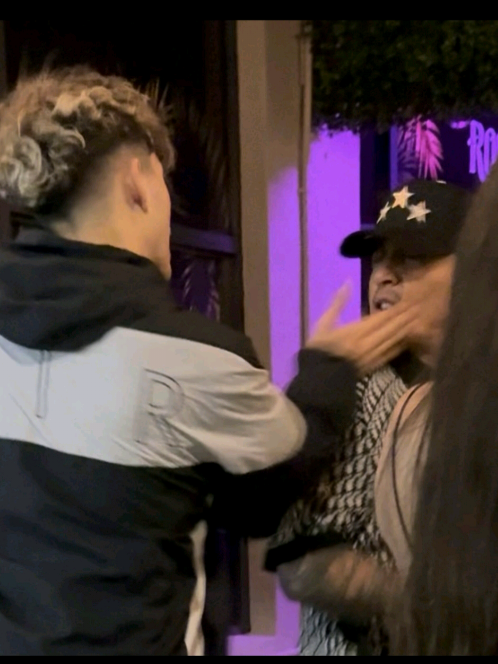 EL CHICLE LE PEGA A MRSTEVEN CON MIAMI #alofokeradioshowtiktok #pelea #kick #mrsteven #chile 