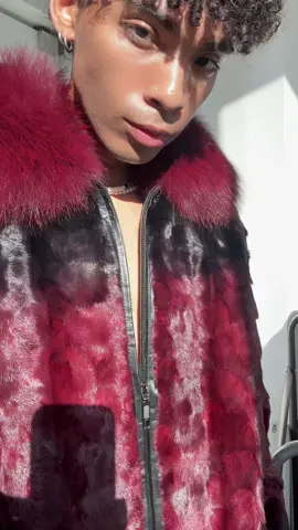 will fix my hair before the walk! 3 fits today  #fashionweek #mink #zoolander 