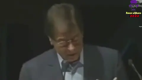 وأَنتَ تخوضُ حروبكَ، فكِّر بغيركَ #محمود_درويش 