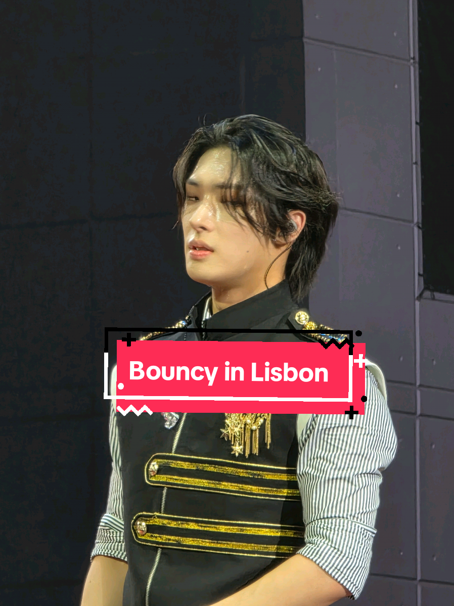 It was bouncing in Lisbon 🏴‍☠️ Ateez 에이티즈 at the Music Bank in Lisbon #ateez #san #seonghwa #hongjoong #mingi