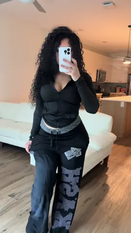 #kashsweatpants #fashion #fyp #clothingbrand #streetwear 