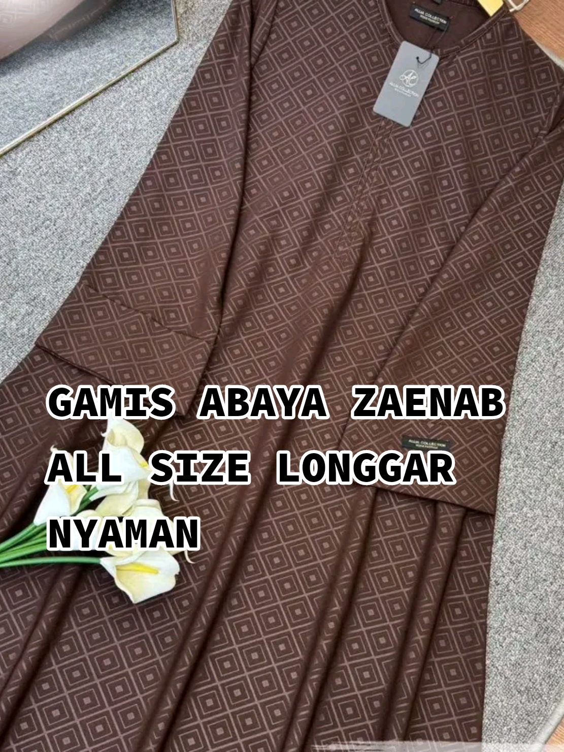 ✨ Zaenab Abaya – gamis embos syar’i yang elegan & nyaman dipakai seharian. 📏 Size lengkap S–XXL (LD 96–120 | PB 133–140) 🌿 Busui Friendly (Zipper Depan) & Wudhu Friendly (Manset Sambungan) 🌸 Cutting A-Line bikin terlihat lebih ramping 💎 Bahan wolfis embos premium: adem, lembut, tidak nerawang 📌 Warna tersedia: Hitam, Navy, Denim, Putih Bersih, Mauve Ready stock, jangan sampai kehabisan! 💕 #ZaenabAbaya #GamisEmbos #BusuiFriendly #WudhuFriendly #GamisTerlaris