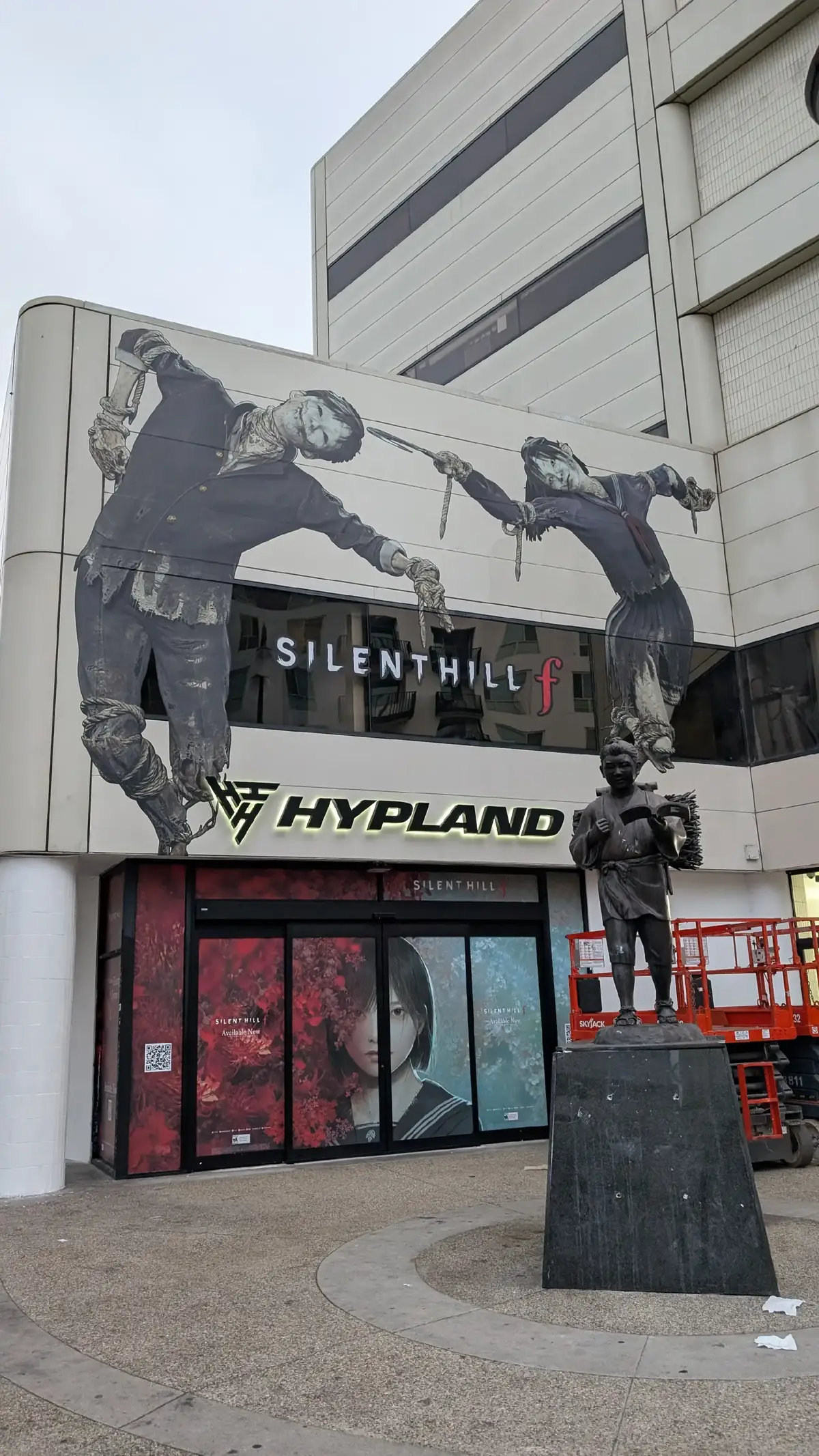 I had no idea what was going on until I saw the ad. But a lot of businesses had posters or decorations related to Silent Hill, more so than what is shown in the ad. I have never played the game but I loved the theming and it actually had me thinking about buying the game. #silenthill #silenthillf 