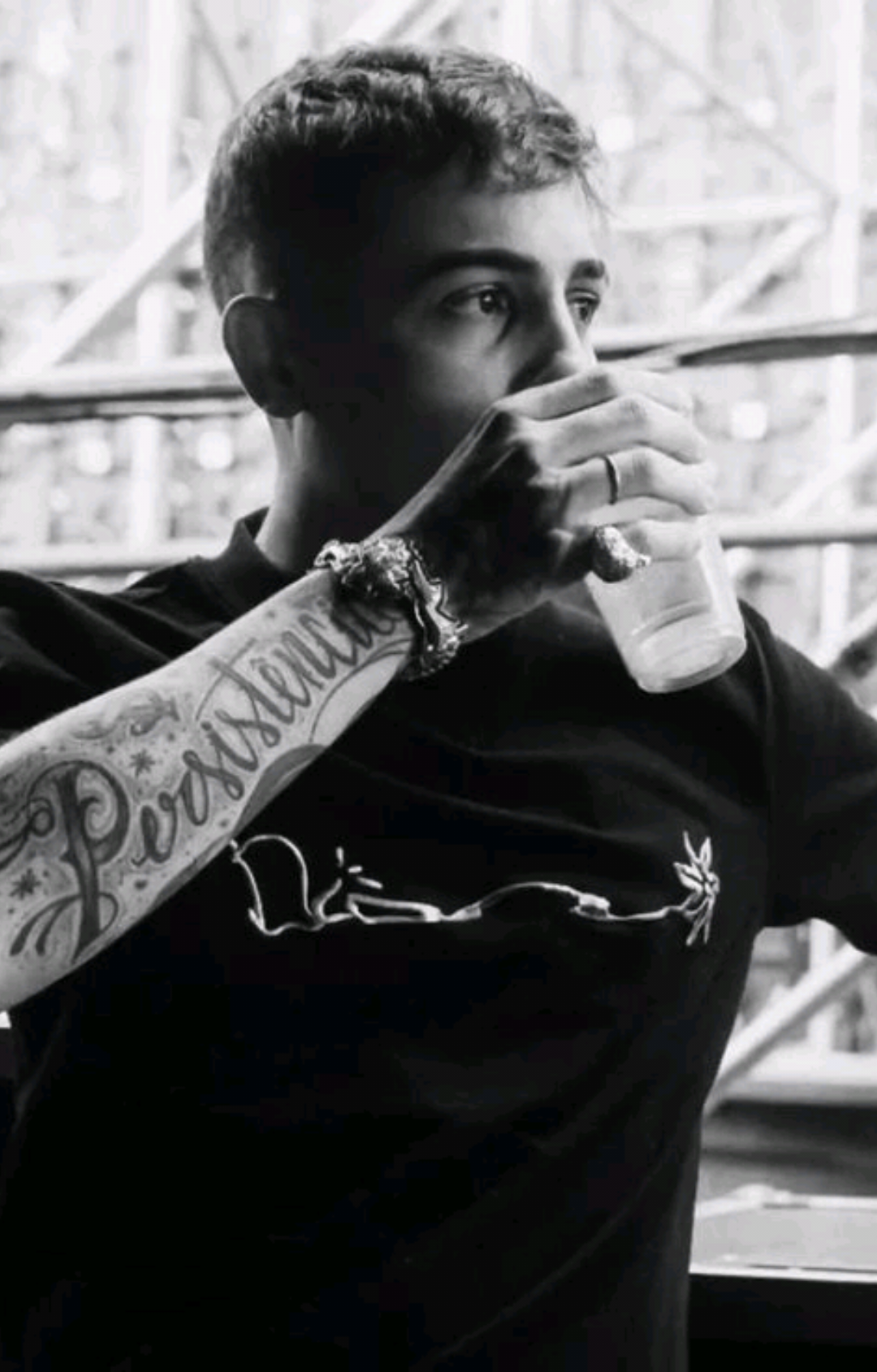 Hariel - tem café | #mchariel #tipografia #fyp #viral 