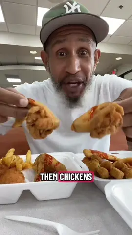 delicious hits the spot💯👌 you know what I AMEEN 🤣#foodtiktok #mukbang  #chickenwings  #fish  #foodies 