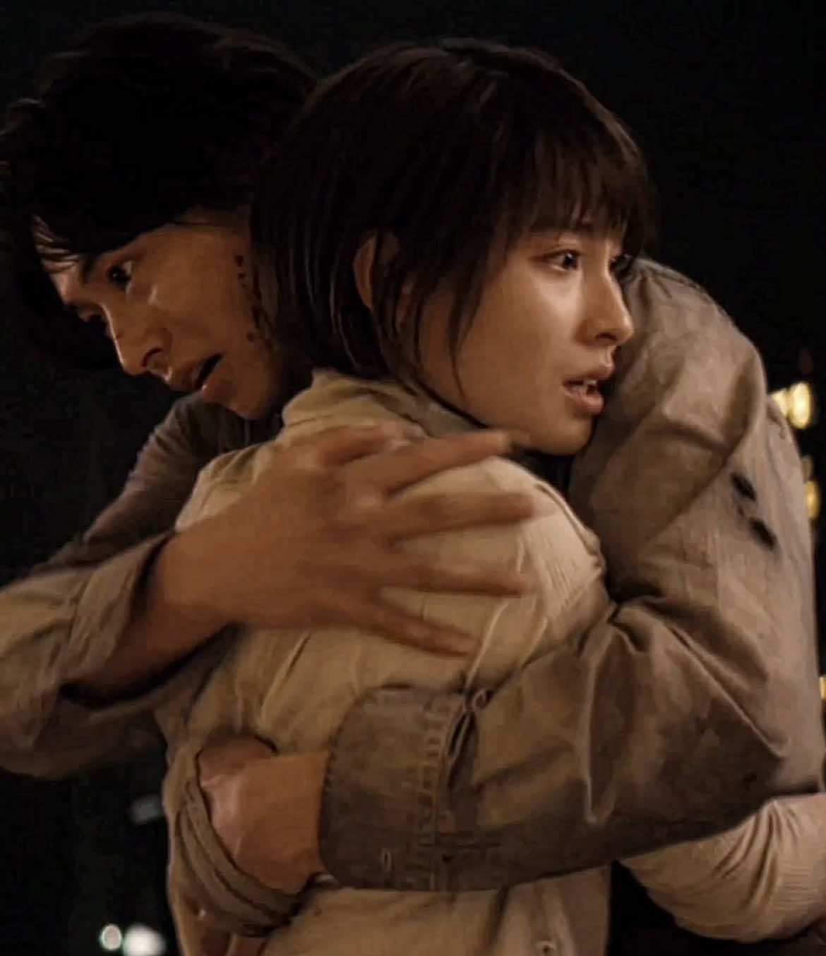 AIB S3 SPOILERS/SCENES USED  i’m so glad they made it out :’) scp kxdramascenes  cc esynz, ocean.tuts #aib #aliceinborderland #arisuryohei #usagiyuzuha #fyp aib edit | alice in borderland edit | arisu and usagi | arisu and usagi edit | aib season 3 | alice in borderland season 3 | aib season3 edit 