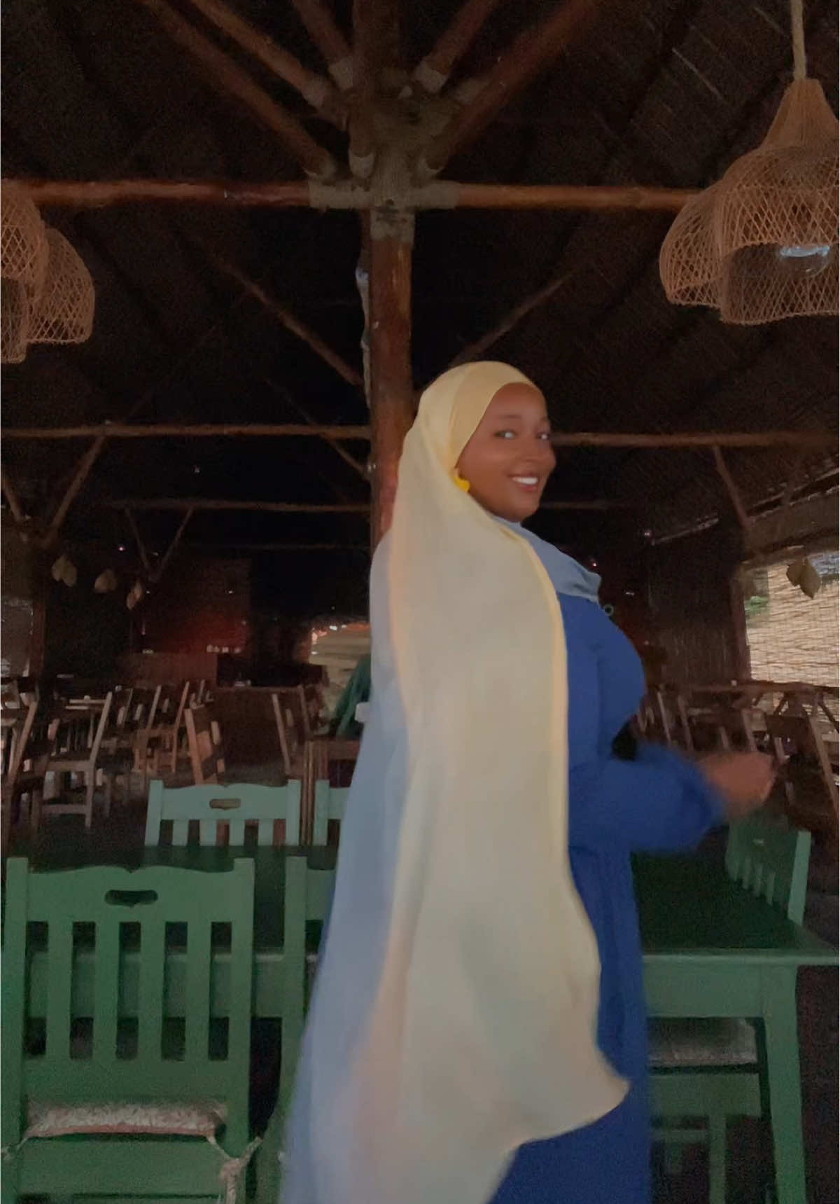 Obsessed with these colors 😍 #OOTD #ootdinspo #hijabiootd #hijabifashion #vacationfits #syleinspo #fashioninspo #fashiontok 