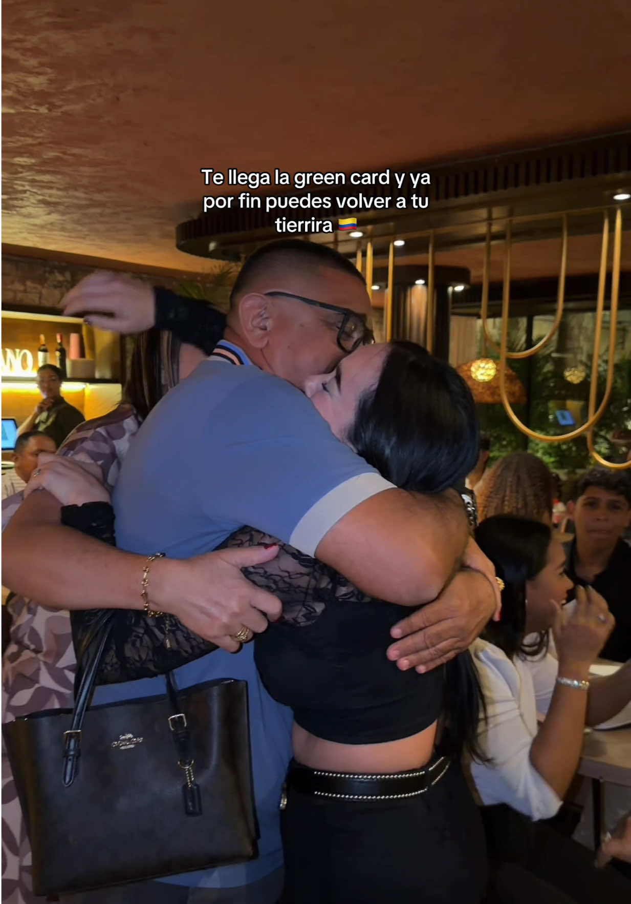 Vinimos a recargarnos para seguir dándole con todas 🫀🇨🇴🇺🇸 #estadosunidos🇺🇸 #greencard #viral #usa #colombia 