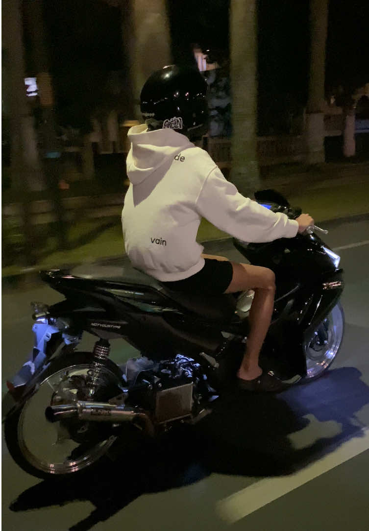 jok belakang kosong pak #aerox155 #aeroxmodifikasi #ring17style 