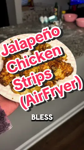 Jalapeño Chicken Strips 🌶️🍗 (AirFryer Only) #budgetmeals #airfryerrecipes #fitmunchiez2  #brokeybudgetmeals 