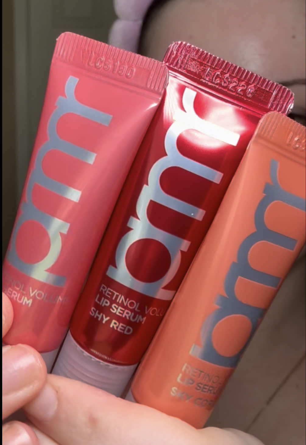 #Gifted by @prmr.us 💛 ~Lip Retinol Serum + Vitatinol Serum~ 1. Retinol-Powered Lip Care Infused with clinically effective Retinol, this serum goes beyond simple lip color-delivering skincare-grade treatment to improve texture, firmness, and overall lip health. 2. Real Volume & Plumping Effect’ With continuous use, lips appear naturally fuller and firmer. The serum provides a visible “volume boost” effect, enhancing definition and creating a supple, youthful look. Measured increase in lip volume (Real Volume via moisture-based plumping): • Immediately after first use: +7.8% • After 2 weeks: +14.7% • After 4 weeks: +15.7% 3. Color + Care Hybrid Innovation Designed as a skincare-meets-makeup hybrid, the Retinol Volume Lip Serum combines vibrant, buildable color payoff with nourishing treatment benefits-giving you both instant beauty and long-term results. ~Vitatinol Serum~ 1. Boosts skin elasticity with pure retinol, while Vitamin C enhances the lifting effect → a 2x boost in elasticity 2. Forms a barrier that protects against elasticity loss for 100 hours 3. A powerful triple complex of pure retinol + HPR + encapsulated retinol provides long-lasting firming effects 4. PRMR’s exclusive Vitamin C-in-Serum Capsule Technology delivers stabilized vitamin C directly into the retinol serum for stronger firming and lifting benefits #retinollipserum #lippies #vitatinolserum #prmrvitatinolserum 