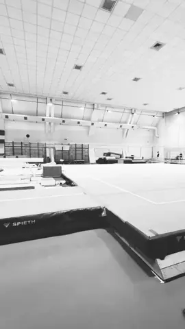 fall in love…🤍 #gimnastics #fallinloveagain #fypシ 