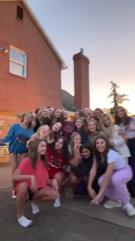 I got my girls🤍 #fyp #viral #birthday #BestFriends 