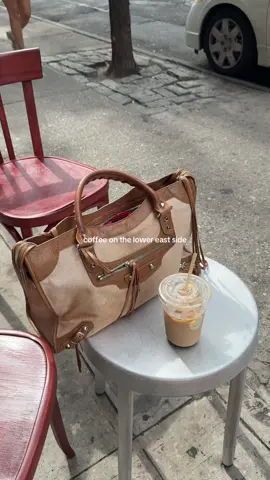 📍 smiley coffee, les #nyc #newyork #coffeetiktok #lowereastside #traveltiktok 