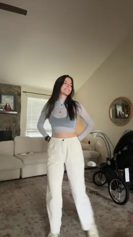 ive had this dance on my mind for DAYS now so I figured I’d finally do it for yall 💅🏽 #viral 