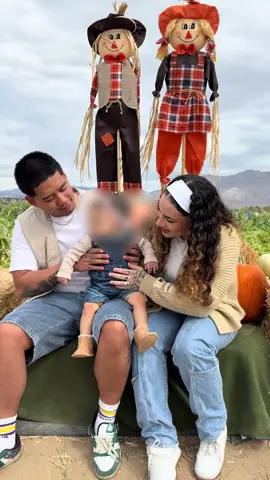 A day at #gilcreaseorchard with the family 🥰  Pumpkin Patch 🎃 + Apple cider 🧃+ Apple cider donuts 🍩 + Hocus Pocus 🧙🏻‍♀️ - Tractor Ride 🚜 + Turtle 🐢 + Corn Maze 🌽 + A kissing booth??? 🤔 Plus more!  #fallactivities #pumpkinpatch @renz @Mami Frvr @rufioroque #september @KangstaEatz #kangstaexperienz