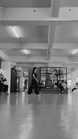 #fyp #viral #pasarela #model #tatakpasarelabatangas 