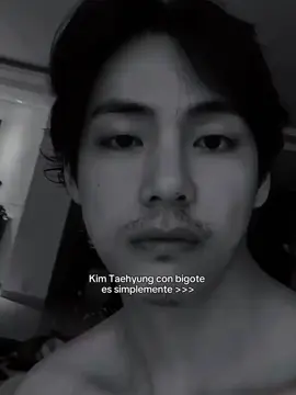 Tae con bigote simplemente es 🔥 #bts #army #taehyung 