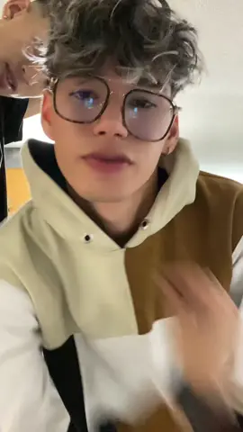 El mas boxeador 🥊@franyer #venconmigo #daddy #yankee #princeroyce #foryoupage 