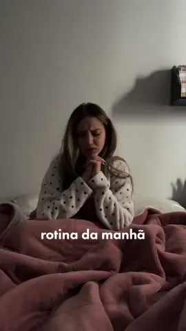 eu i casca de bala Jejê 🤪🤪 Que horas vc acorda? #rotina #rotinaprodutiva #jesus #jovemcristao #adolescente 
