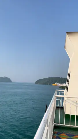 Nyebrangnya 3 jam, rindunya 3 tahun #lampung #pelabuhanmerakbakauheni #pulkam 